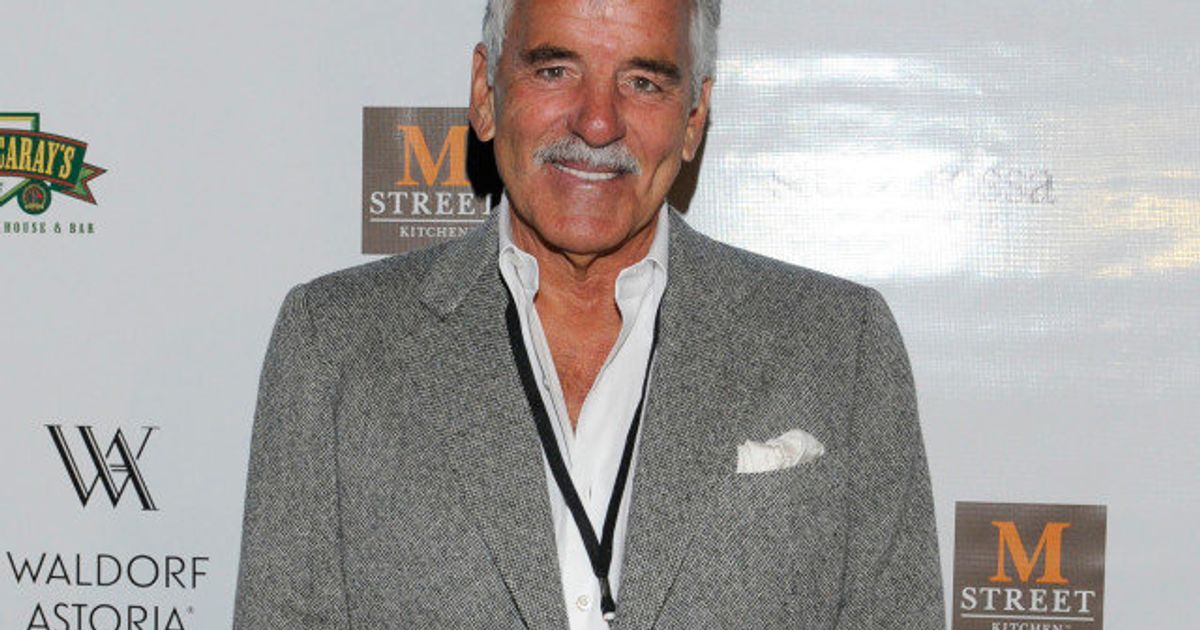 Dennis Farina Was Battling Lung Cancer At The Time Of His Death Huffpost Videos