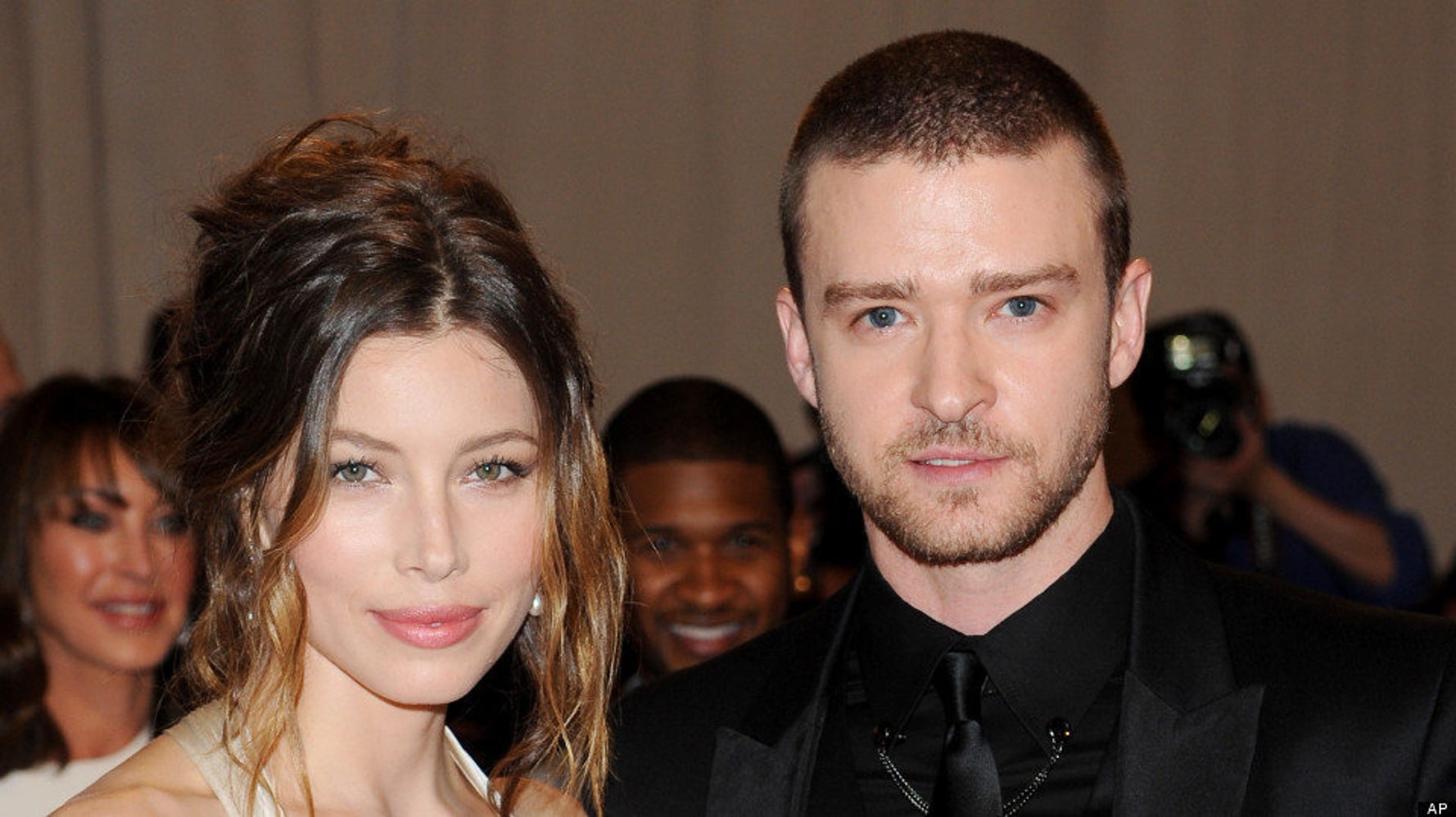 Jessica Biel Rocks A Bikini While On Vacation With Justin Timberlake