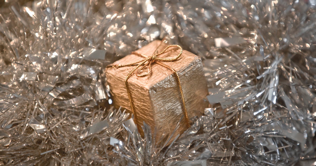 The Dangerous History Of Tinsel HuffPost Videos