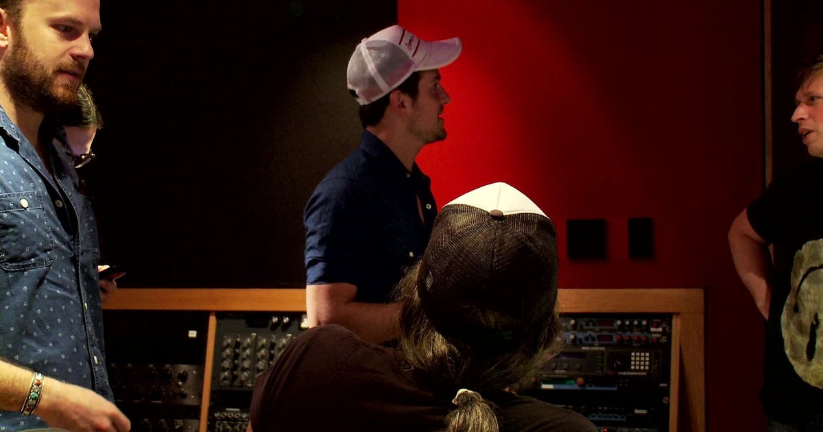 Kings Of Leon Talk "Last Mile Home" HuffPost Videos