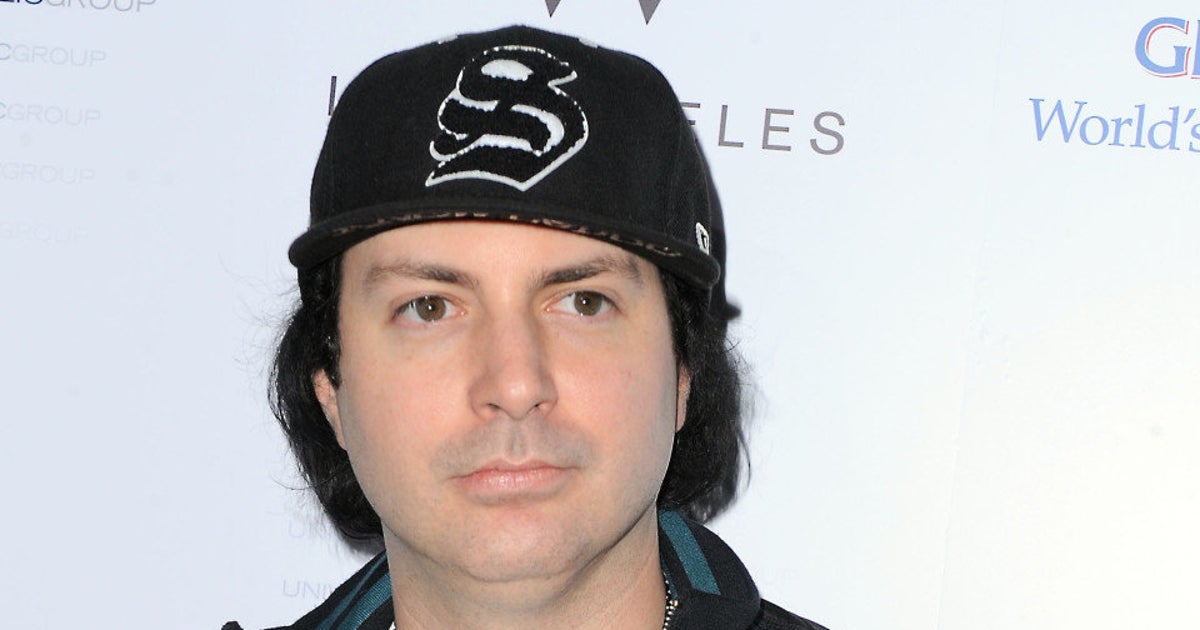 Kevin Rudolf on His New Single 'Here's to Us' HuffPost Videos