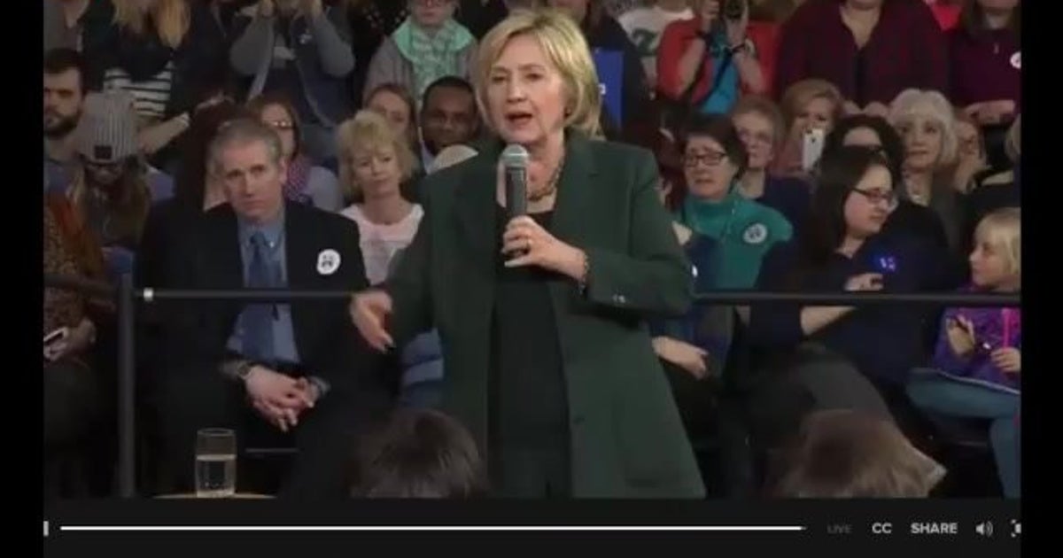 Hillary Clinton Can't Remember Big Fossil Fuel Donations | HuffPost Videos
