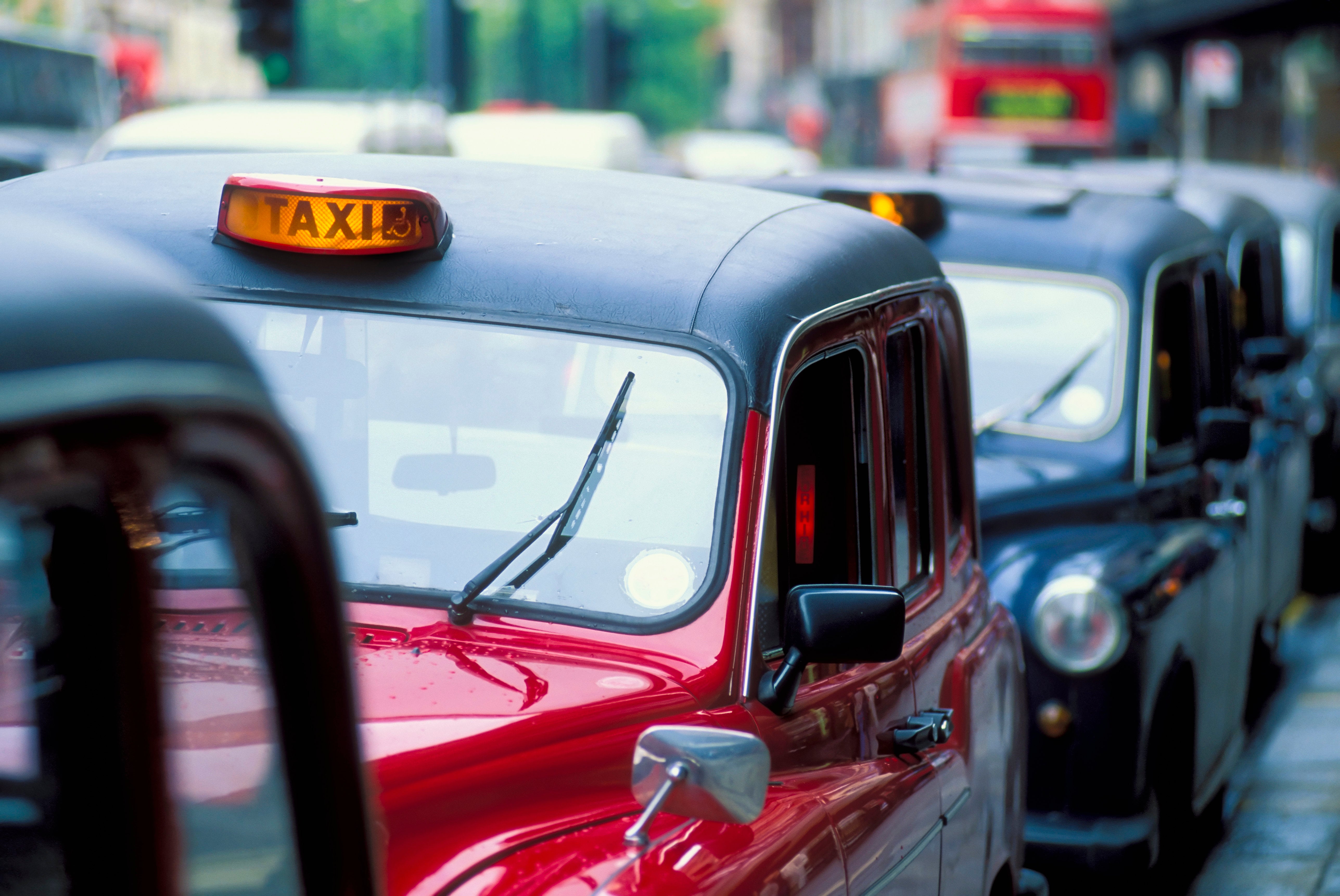 can a baby go in a taxi without car seat