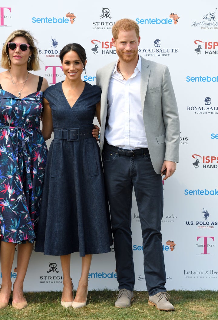 Meghan markle jeans store dress