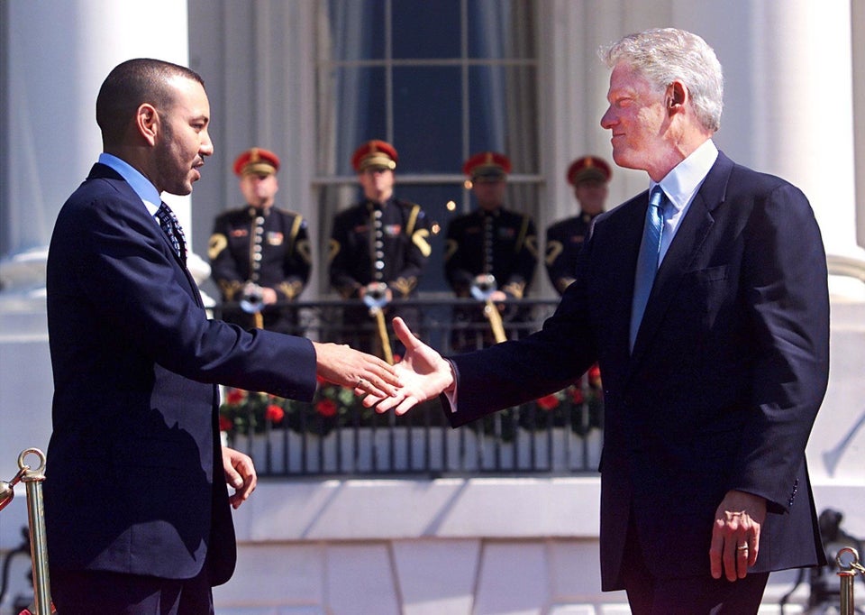 Le 20 juin 2000, le président américain Bill Clinton accueille le souverain marocain à la Maison blanche