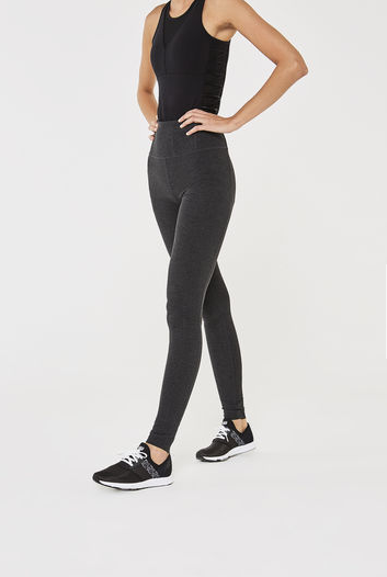 Workout Clothes For Tall Women That Won't Show Extra Skin | HuffPost Life