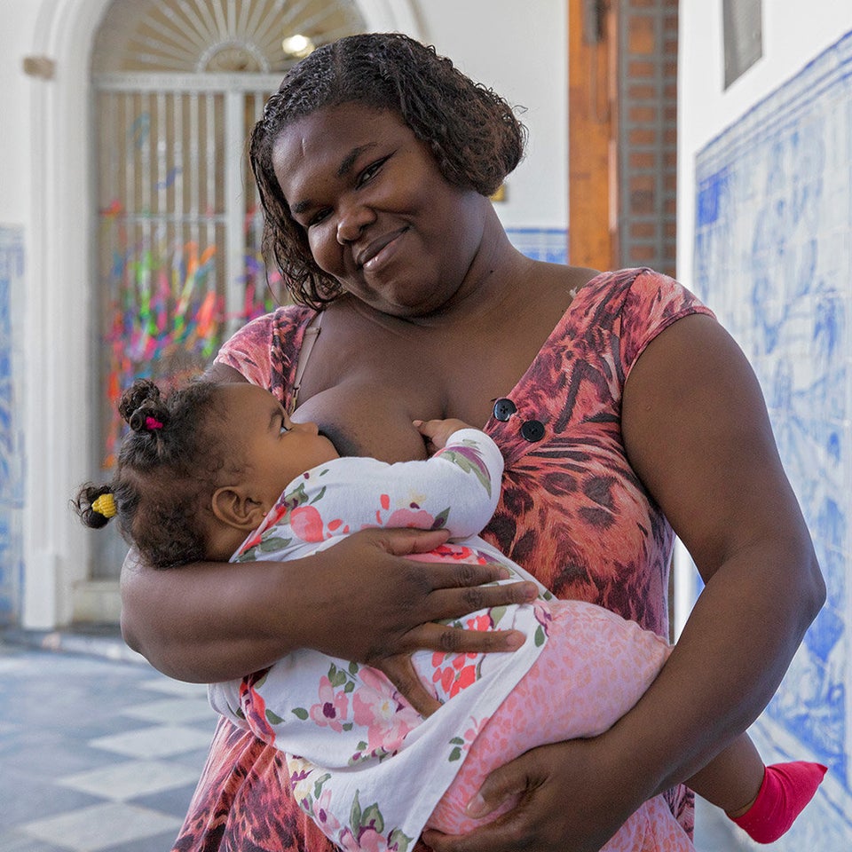 Mom Breastfeeds Her Newborn Son After Cancer and a Mastectomy