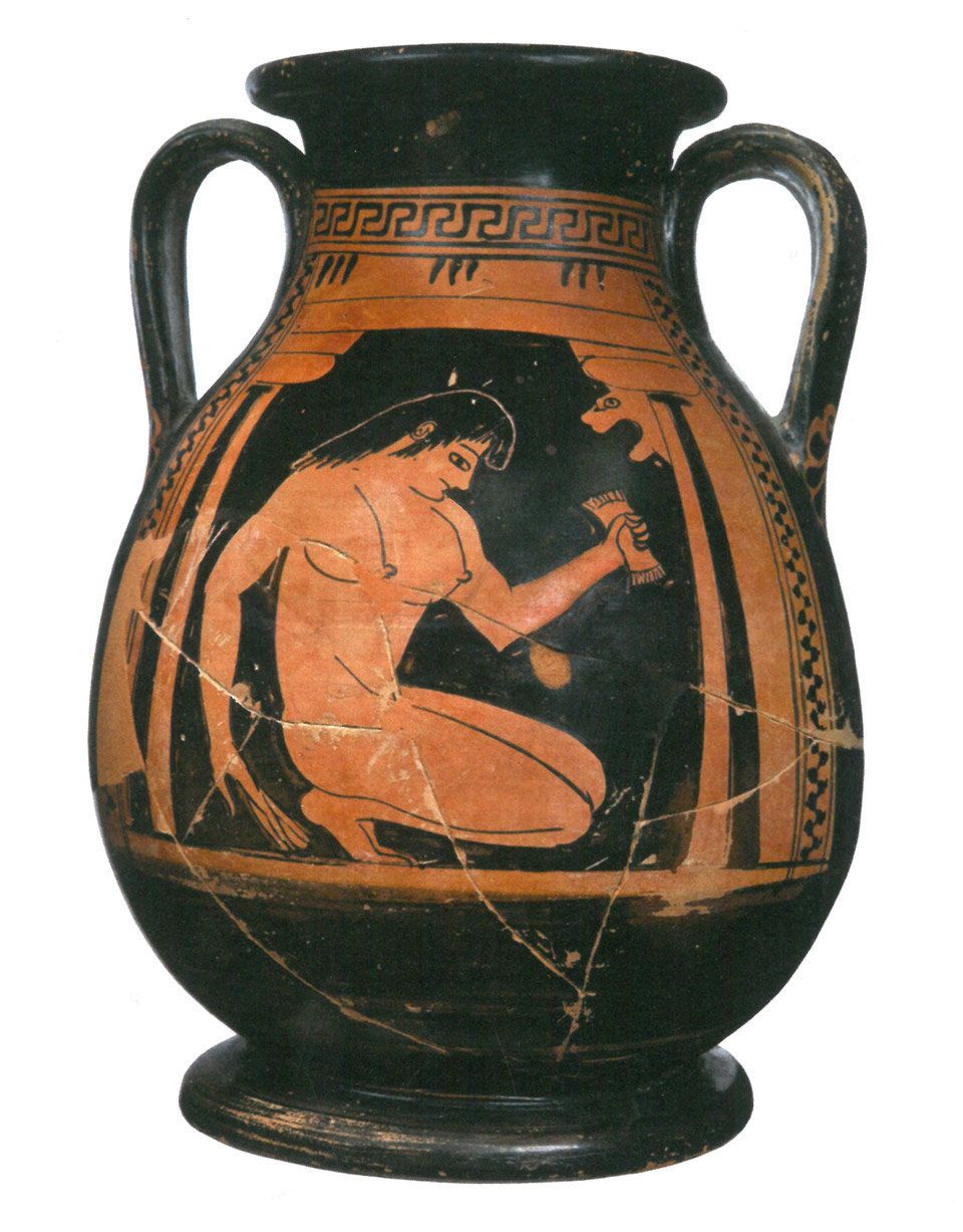 Αττική ερυθρόμορφη πελίκη με παράσταση γυναίκας σε λουτρό. Από την Αίγινα, γύρω στο 500 π.Χ. Η διατήρηση καθαρής, όμορφης και υγιούς επιδερμίδας αποτελούσε μεγάλη έγνοια για τις γυναίκες στην αρχαία Ελλάδα.