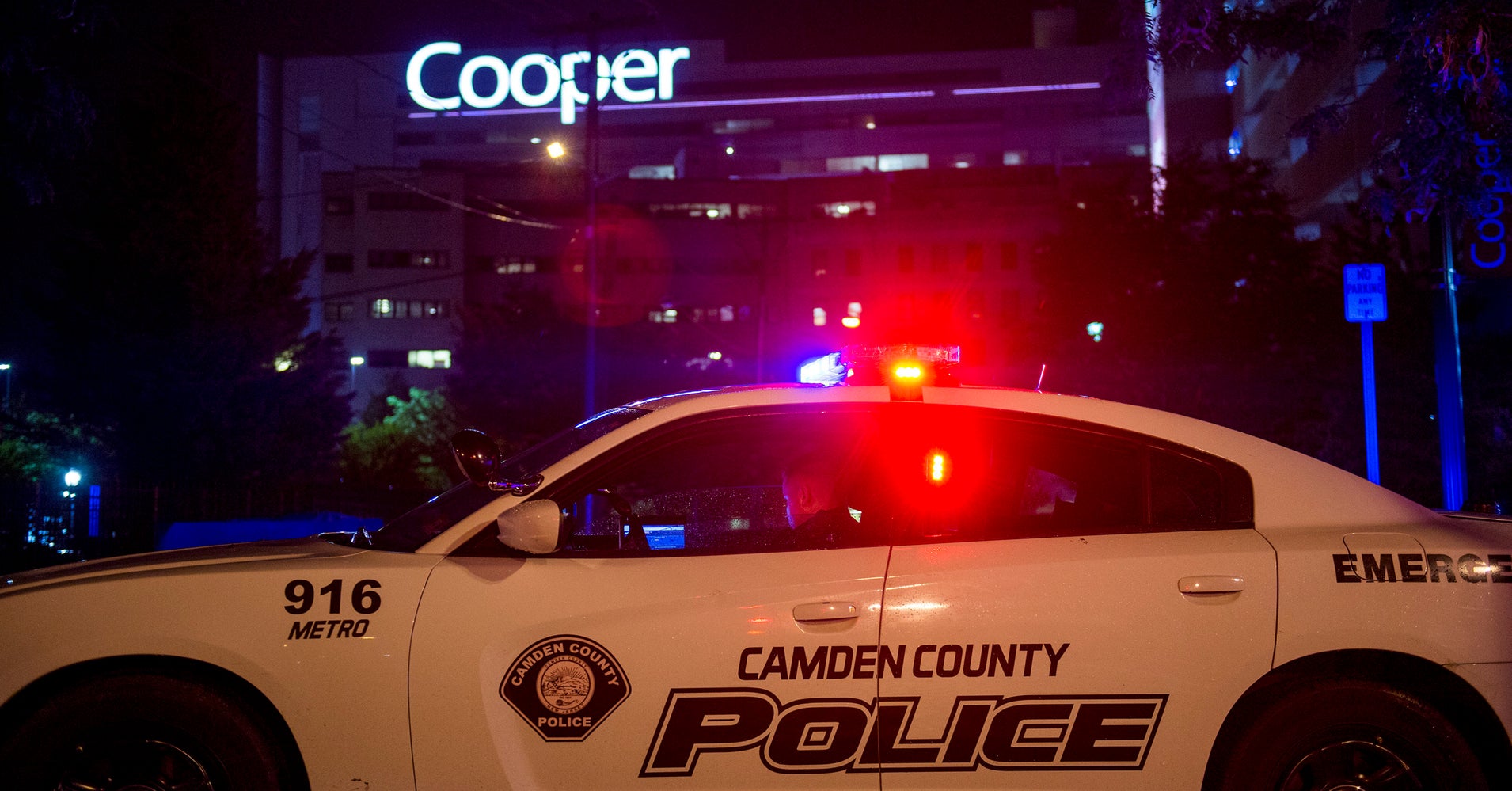 Gunman Ambushes 2 New Jersey Police Officers Sitting At Red Light HuffPost
