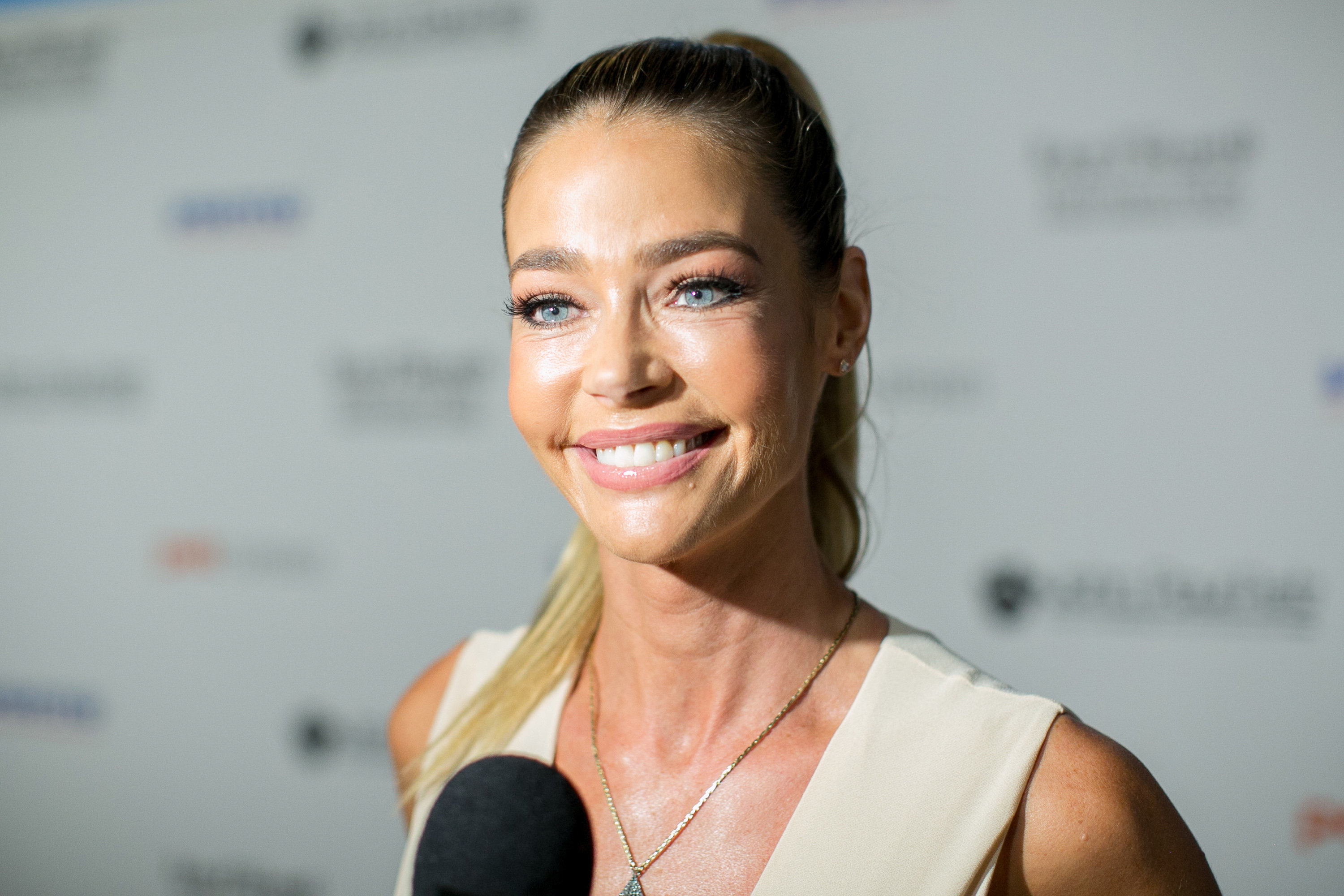 Denise Richards Joins 'The Real Housewives Of Beverly Hills' | HuffPost