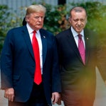Trump sanktioniert die Türkei, dort stürzt die Währung ab – das sind die