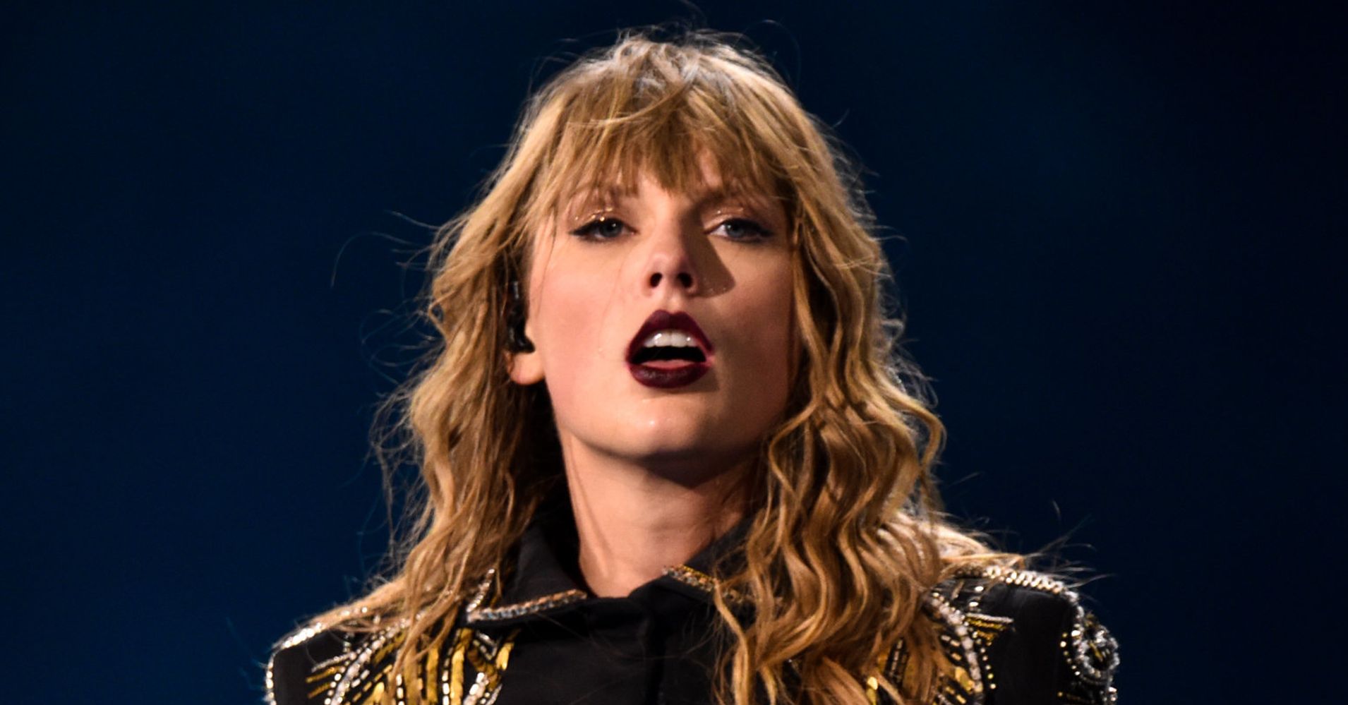 Taylor Swift Delivers Moving Speech On 1 Year Anniversary Of Groping