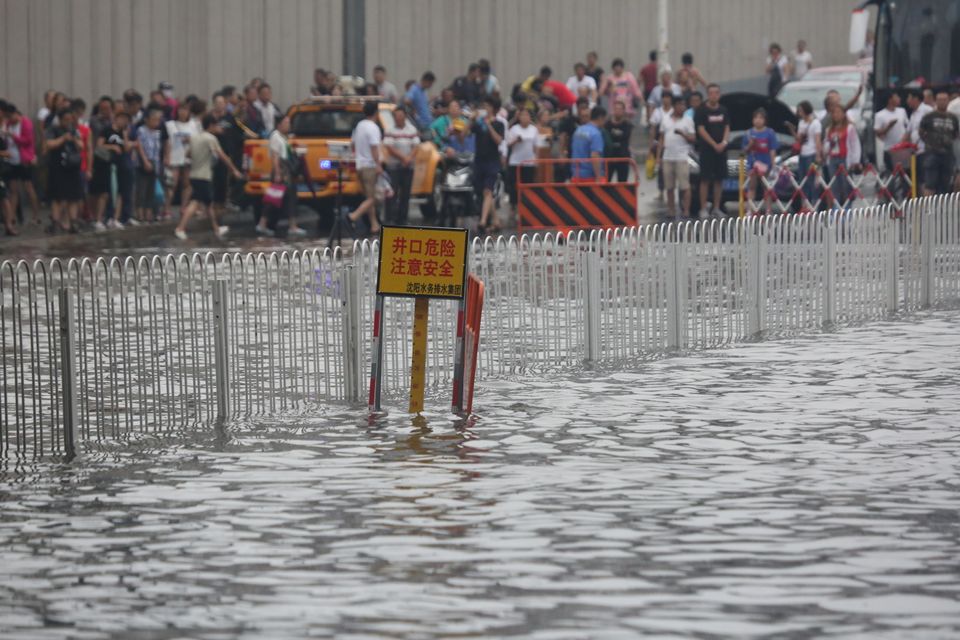 Residents in Shenyang, Liaoning Province, were warned that incredibly heavy rains were on the way.