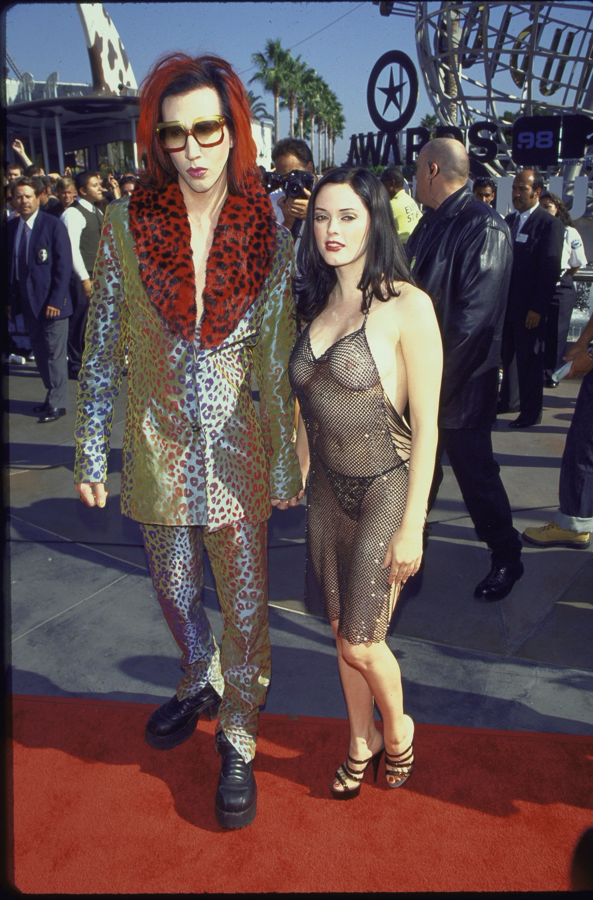 This Is What The 1998 MTV VMAs Looked Like | HuffPost Life
