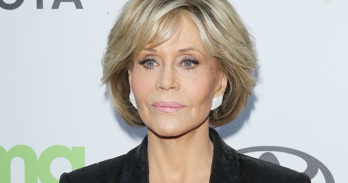Прически для женщин после 40 лет фото. Jane Fonda 2022. Стильные стрижки Джейн фонда после 40. Джейн фонда фото 2022. Джейн фонда. Стрижка Боб.