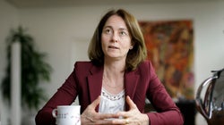 Pöbler auf Anti-Merkel-Demo ist LKA-Mann: So reagiert die Politik