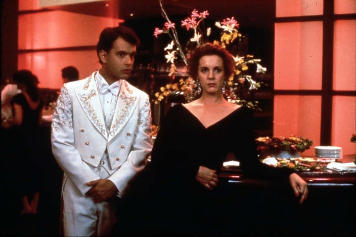 Tom Hanks and Elizabeth Perkins in