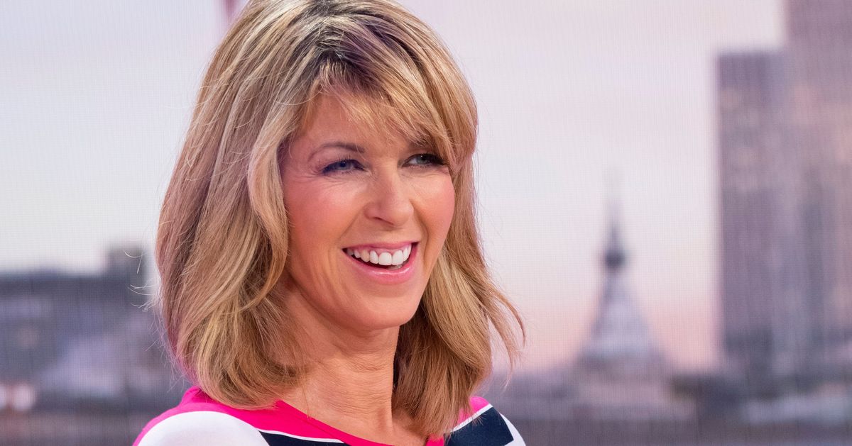 Кейт гаррауэй. Kate Garraway. Kate Garraway Kiss. Kate Garraway бикини. Kate Garraway Bikini.