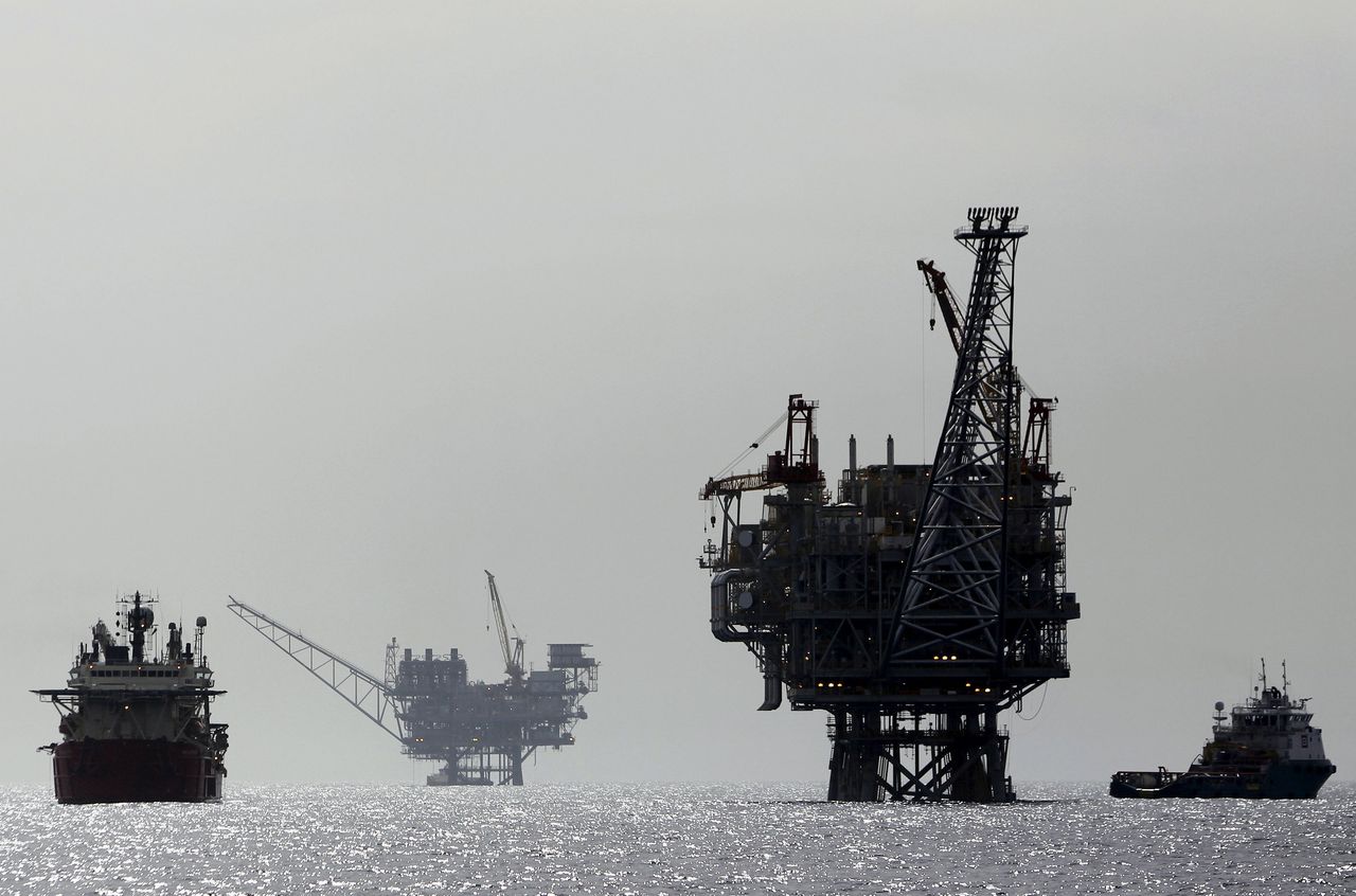 An Israeli gas platform, controlled by a U.S.-Israeli energy group, is seen in the Mediterranean sea, some 15 miles (24 km) west of Israel's port city of Ashdod