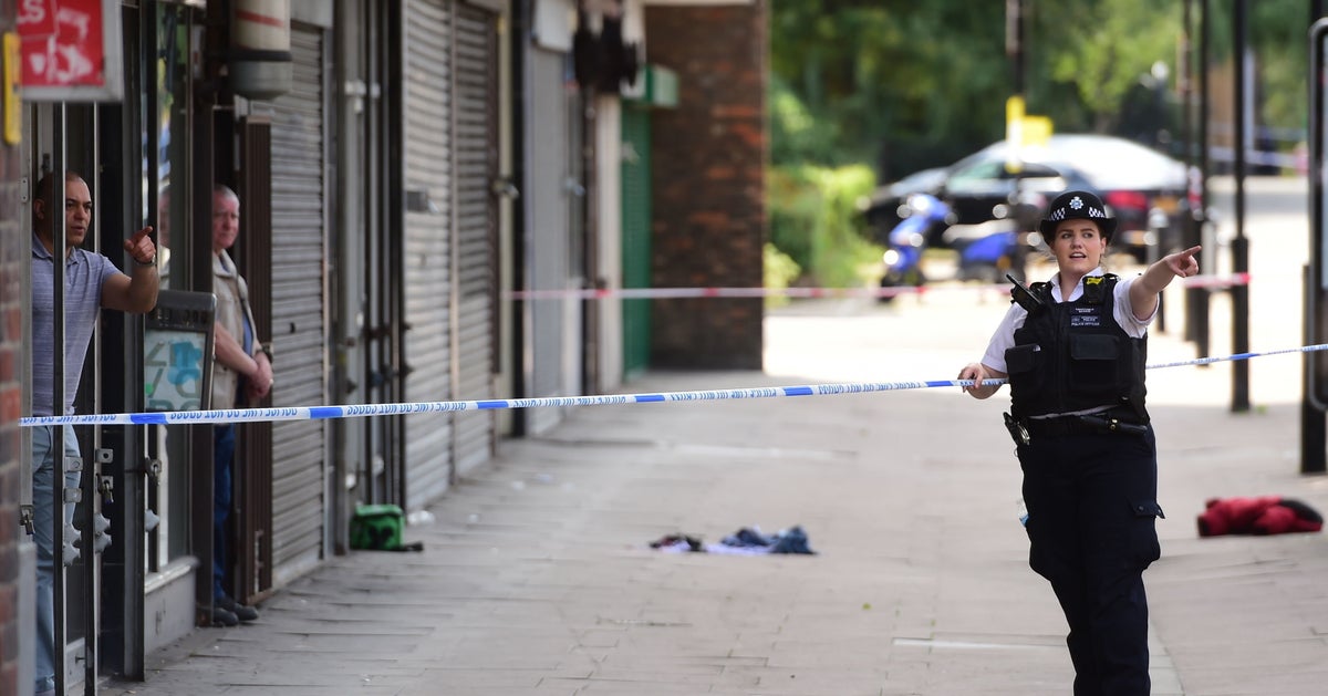 Man Arrested After Young Woman Stabbed in Broad Daylight In North ...