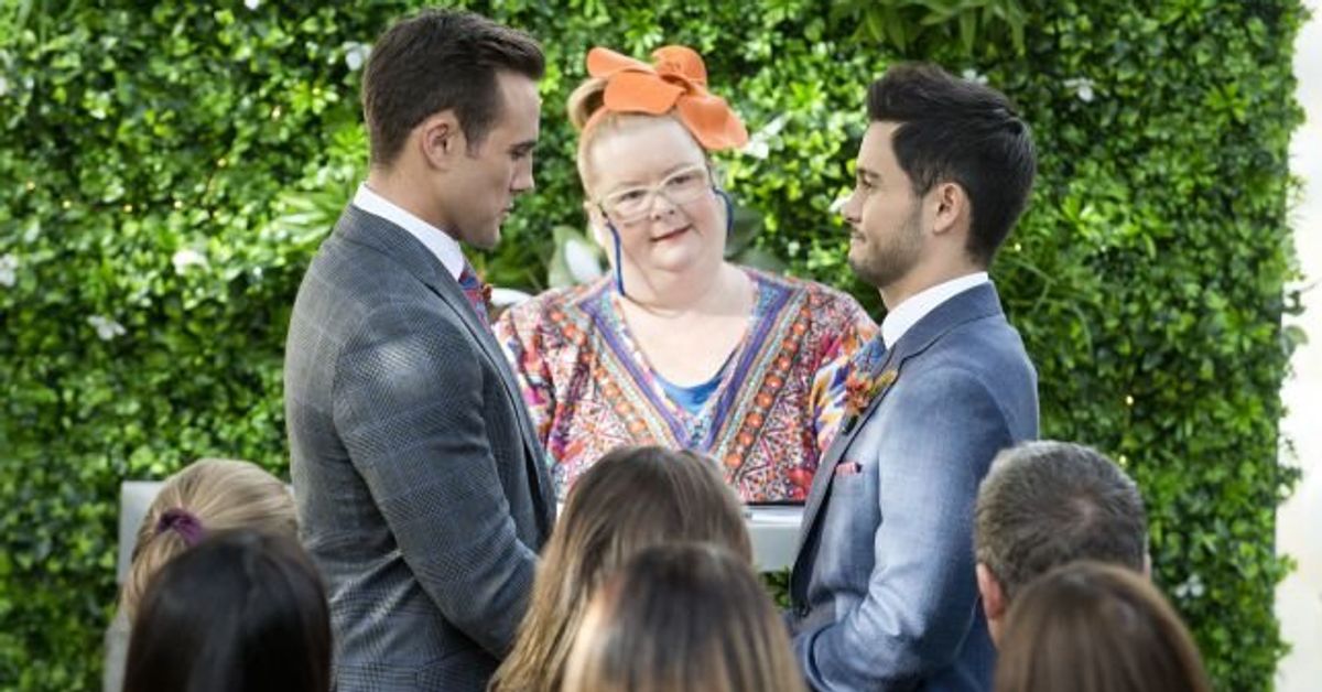 Neighbours Is About To Show Australian Tvs First Same Sex Wedding 3519