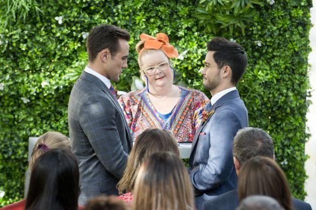 Neighbours Is About To Show Australian Tvs First Same Sex Wedding