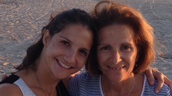 La demencia me hizo convertirme en la 'madre' de mi madre y es devastador, pero también un