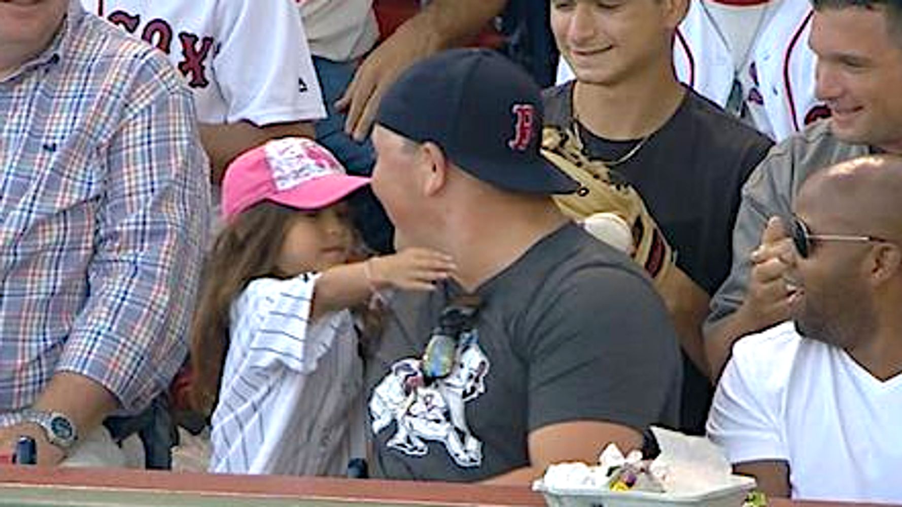 Red Sox fans feel as comfortable as ever at Yankees Stadium – New York  Daily News