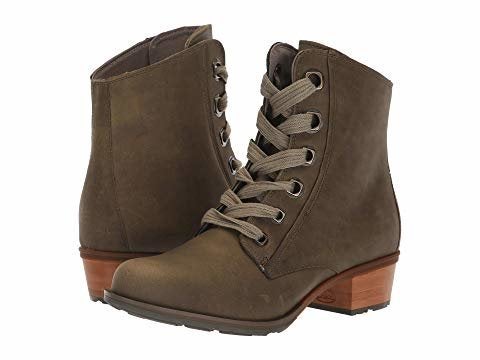 Trendy waterproof boots sale