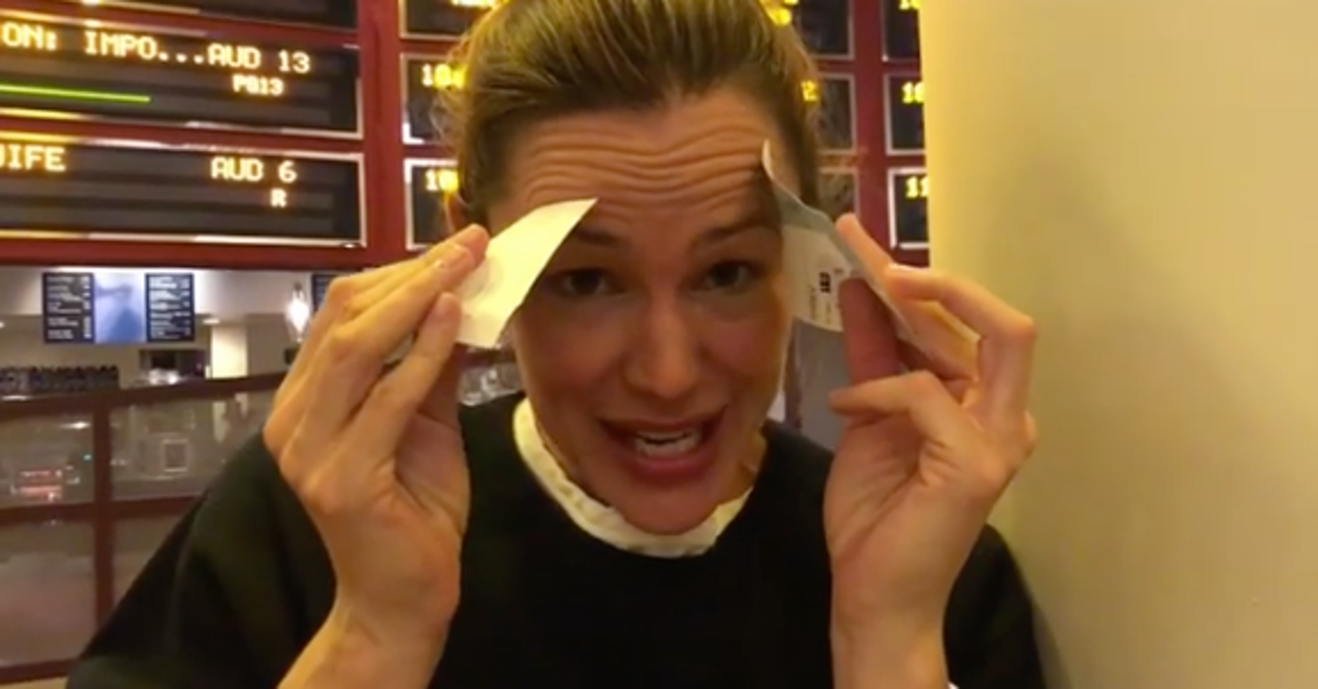A Nervous Jennifer Garner Went Undercover To A Screening Of ‘Peppermint’ A Nervous Jennifer Garner Went Undercover To A Screening Of ‘Peppermint’