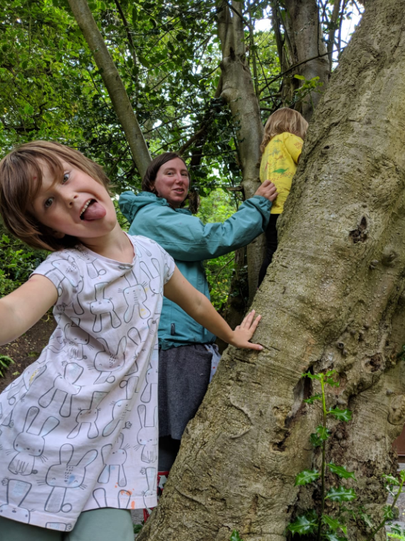 Rachel Plummer and her two children, Audrey and Robin