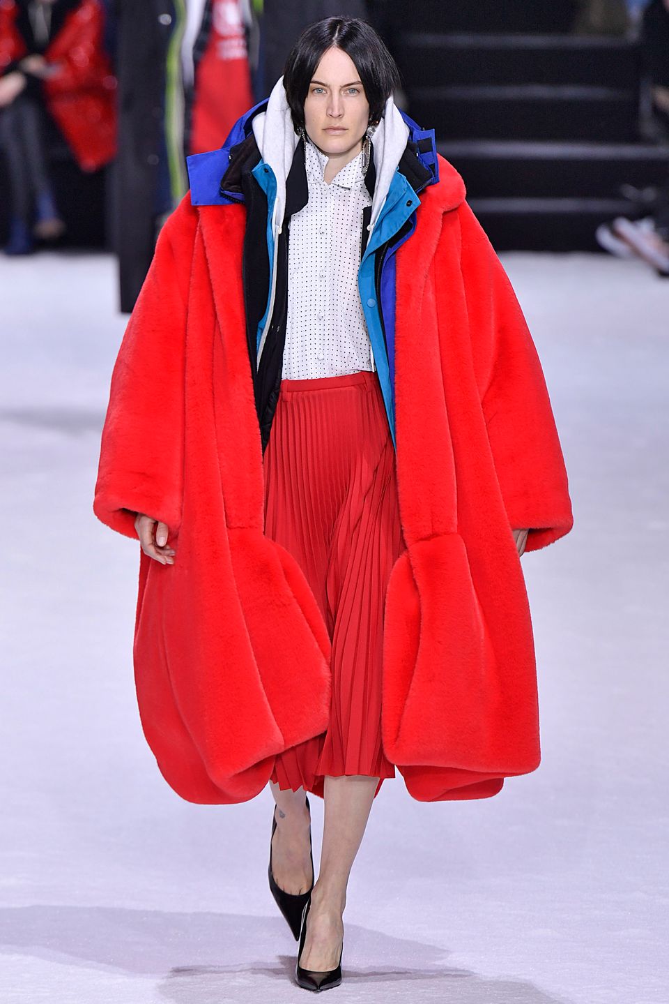 Ridiculously Oversized Coats Are Fall 2018's Comfiest Trend