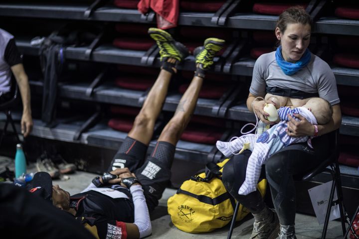 A photographer for Strava, a social network for athletes, captured a photo of Sophie Power nursing her son and pumping, which has since gone viral.