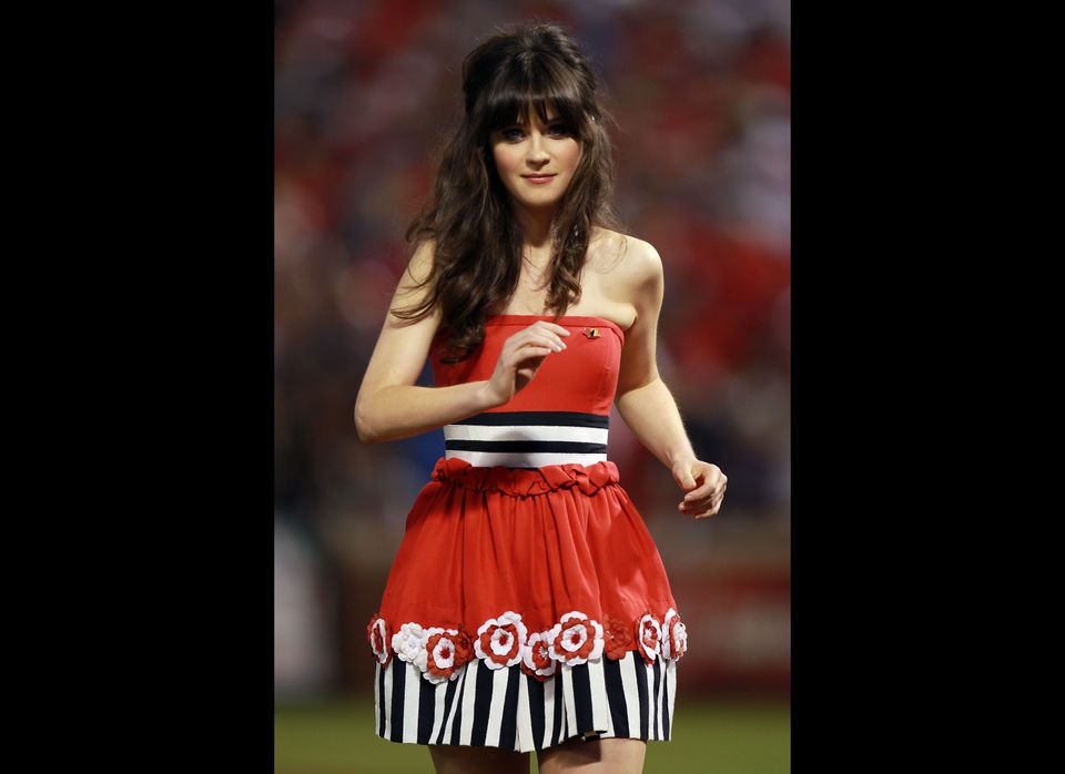 Zooey Deschanel Sings The National Anthem