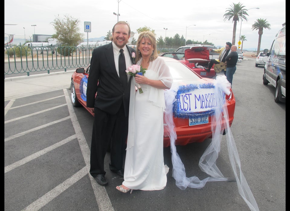 Denny's opens Las Vegas wedding chapel