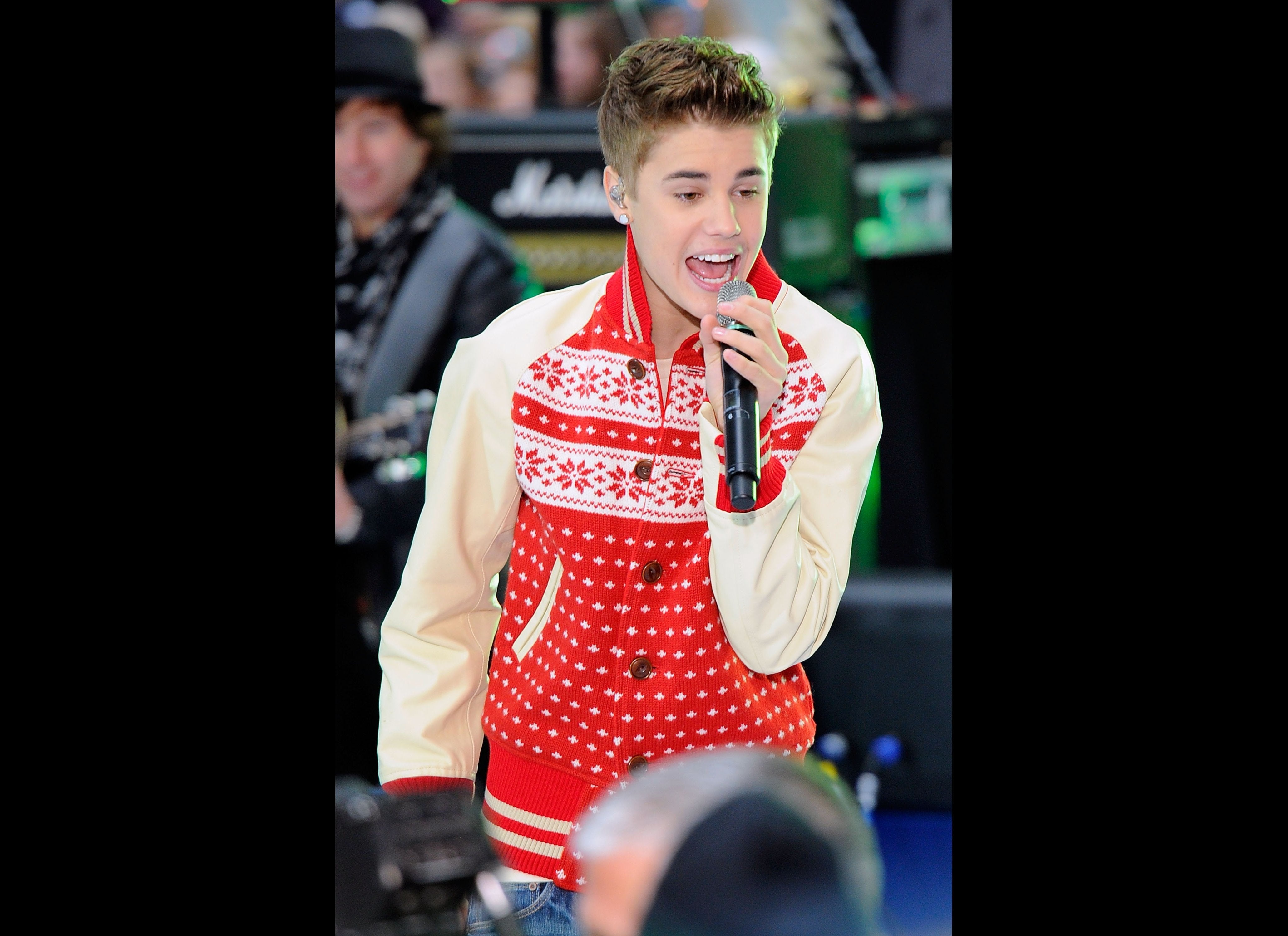 Justin Bieber Christmas Sweater On The 