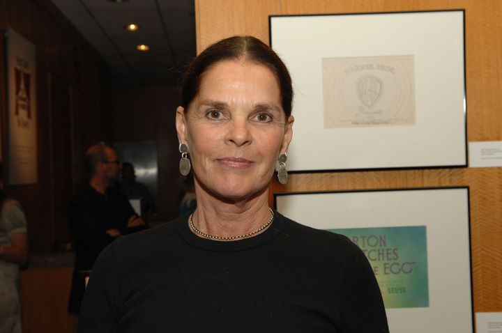 Ali MacGraw Lives Out Of The Limelight These Days In Santa Fe, Town ...