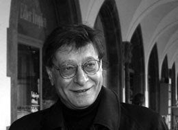 Mahmoud darwish