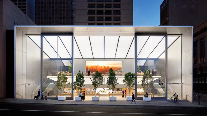 애플 스토어 2.0이 시작된 Apple Union Square.