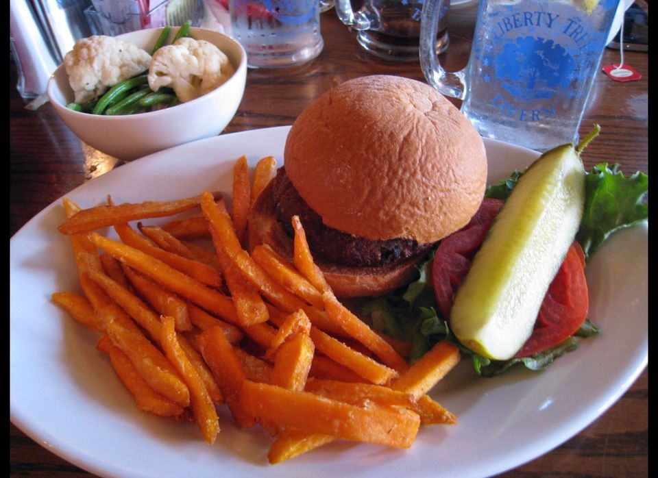 Liberty Tree Tavern: Veggie Burger