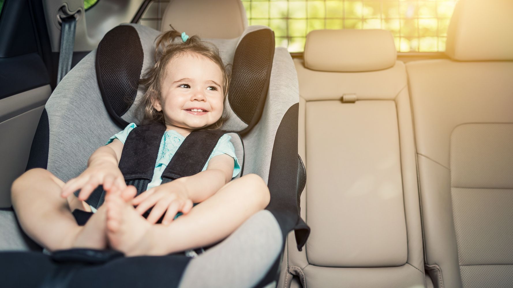 Putting Your Newborn In A Car Seat? 95% Of People Do It Wrong