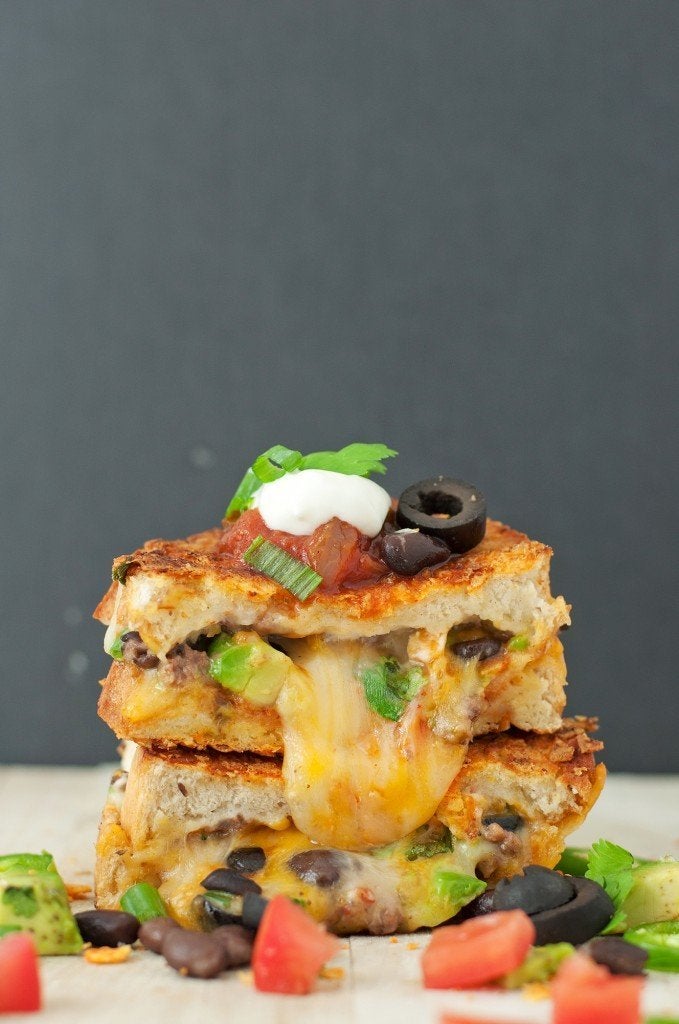 Grilled Cheese Crust Pizza Dares To Go Where No Grilled - 