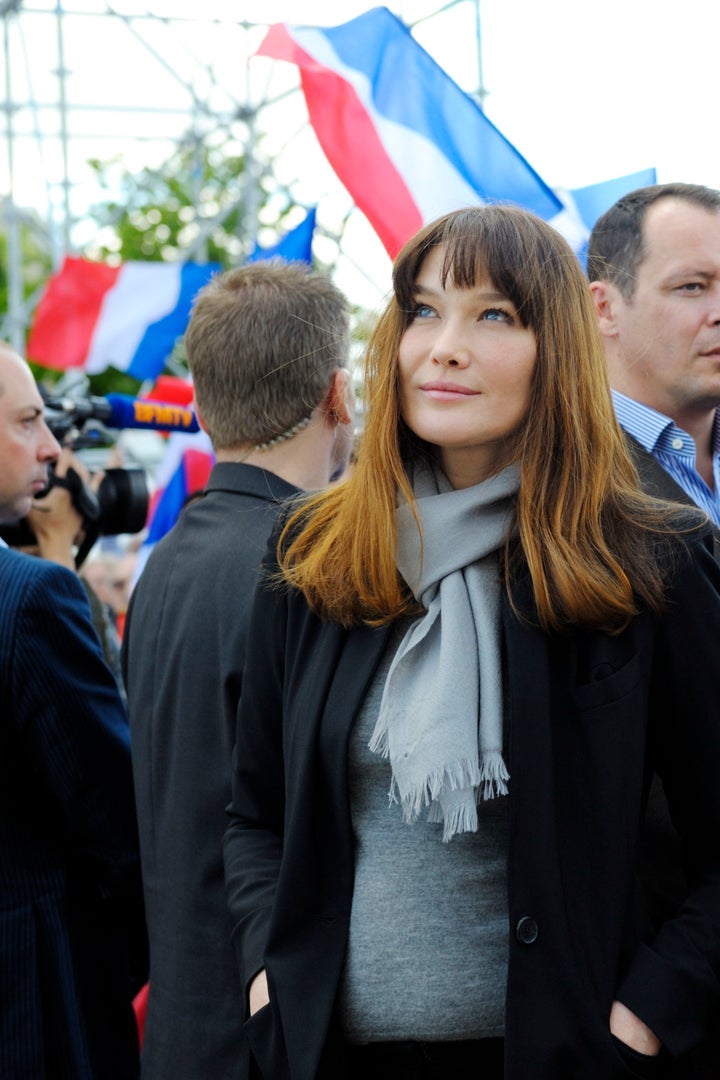 Carla Bruni S Hair Face Are Looking A Bit Different Lately Photos Huffpost Life