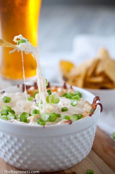 Roasted Garlic And Parmesan Beer Cheese Dip