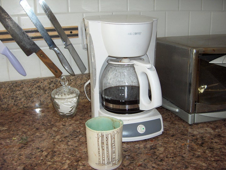 How to Clean a Classic Coffee Pot