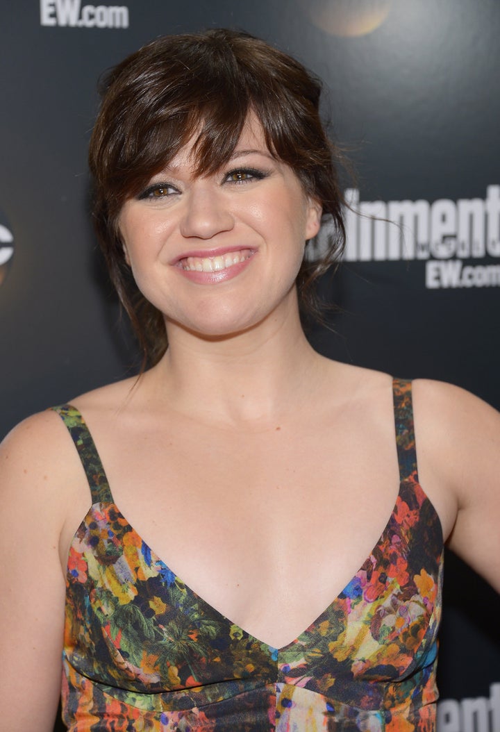 Kelly Clarkson with Short Hair