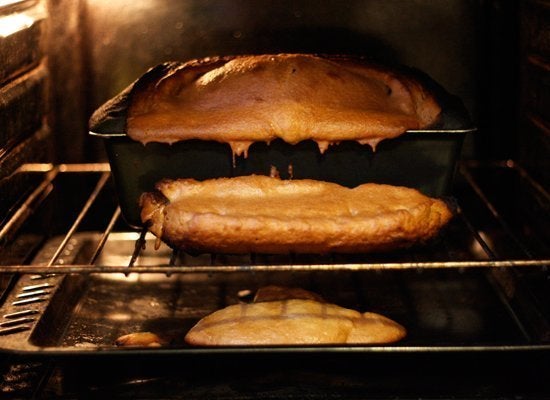 What did I do wrong? 1st time cooking in a 3 tall cake pan and the center  collapsed. Any tips? : r/Baking