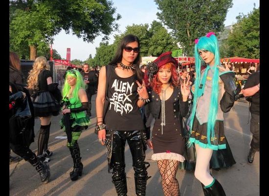 The World's Largest Goth Festival Paints Leipzig Black (VIDEO) | HuffPost  Life
