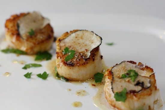 Seared Scallops With Truffle And Butter Sauce