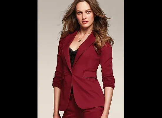 Women's Suits For Every Shape: From Petite To Curvy To Everything